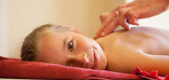Kindermassage – Yachthafenresidenz Hohe Düne